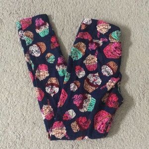 OS Lularoe cupcake leggings